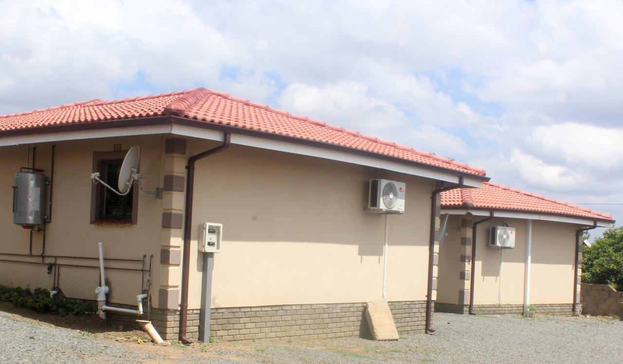 Mbopha Guest House Ulundi Exteriör bild